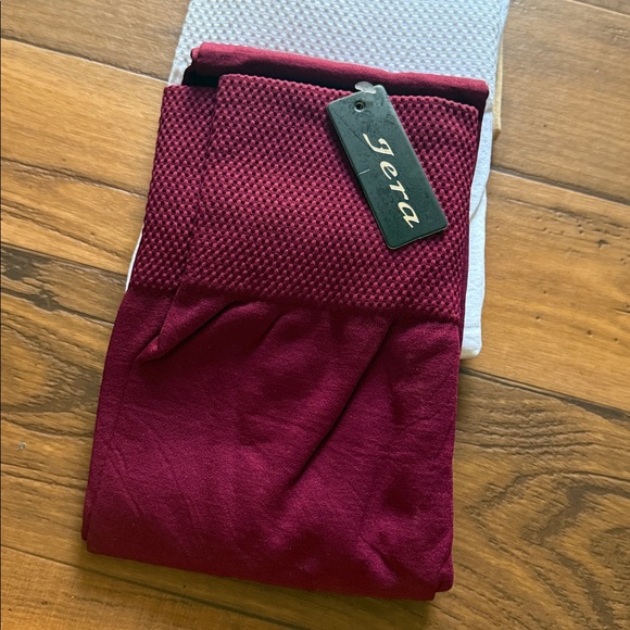 NWT 3 PACK thermal leggings one size - Picture 5 of 8